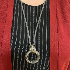 Multiple circles necklace